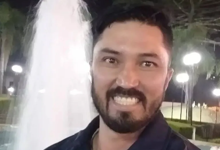 Foto do homem que foi morto pelo irmão com uma faca de churrasco