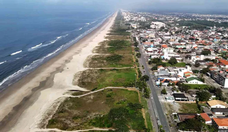 Chuva deve dar uma trégua neste início de semana no litoral do Paraná