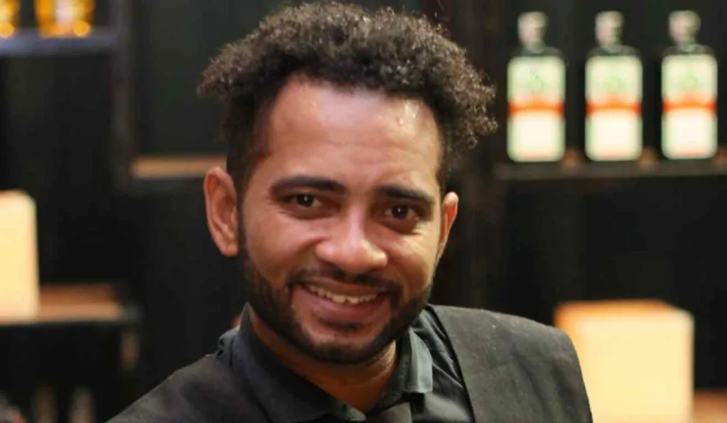 O barman Jhonathan Maicon Antonio da Silva.