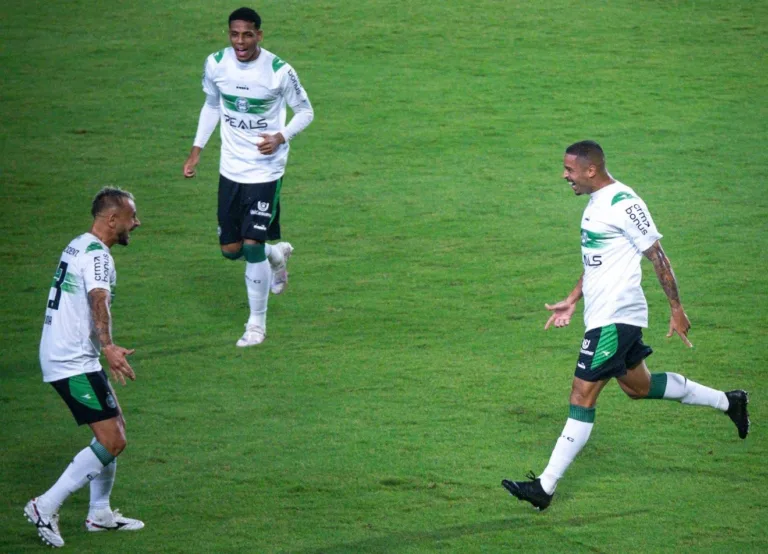 Coritiba x Rio Branco.