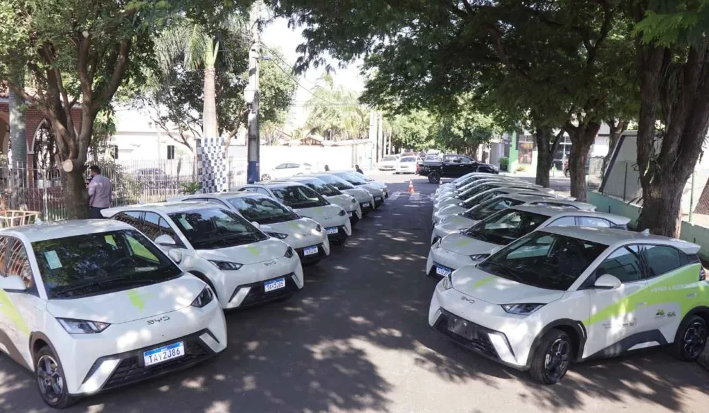 itaipu entrega veículos elétricos