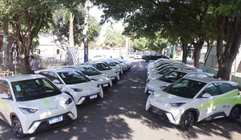 itaipu entrega veículos elétricos