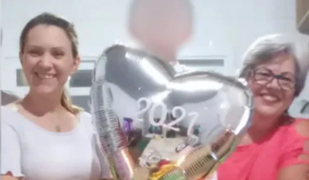 deise dos anjos ao lado de zeli dos anjos