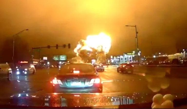 Avião que decolou do aeroporto da Filadélfia caiu cerca de 30 segundos após deixar o solo