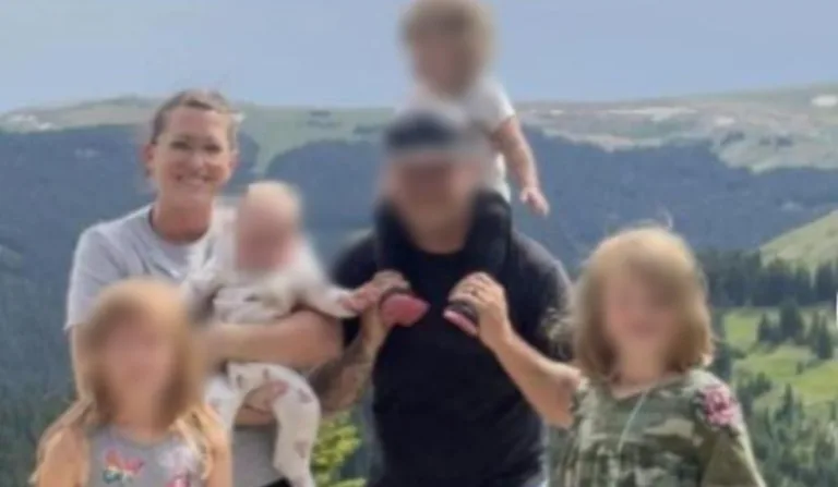 Suspeita ao lado das filhas e marido