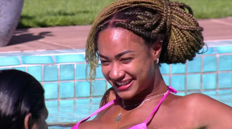 Aline diz estar solteira no BBB 25 (Imagem: Reprodução / gshow)