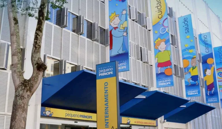 Escola de samba de Curitiba prepara homenagem para Hospital Pequeno Príncipe