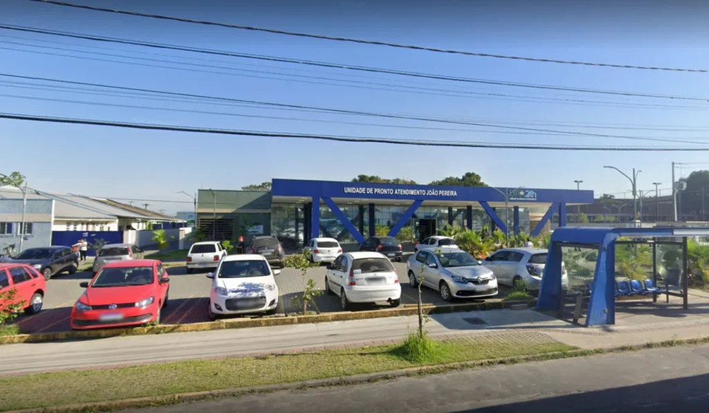 imagem da fachada da upa de paranaguá