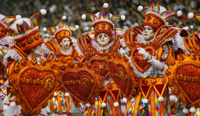 Mocidade Alegre no desfile do Grupo Escpecial das escolas de samba do Carnaval de São Paulo
