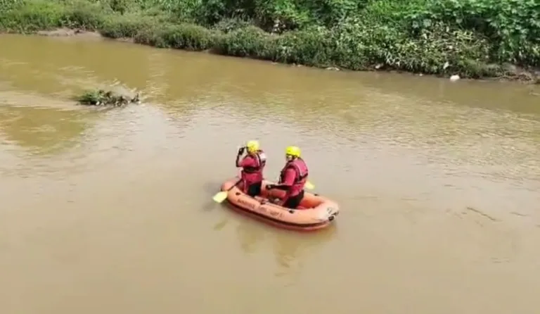 RIC Notícias Manhã mostra detalhes de busca por adolescente arrastado por rio