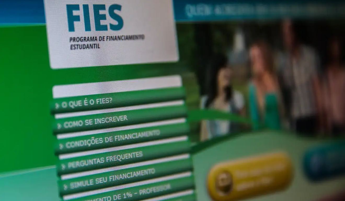 portal do Fies em tela de computador