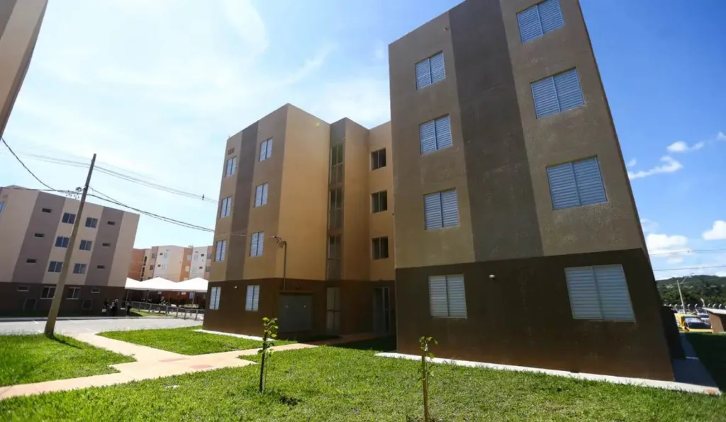 Consumidores que pretendem adquirir um imóvel precisam ficar atentos com a taxa Selic