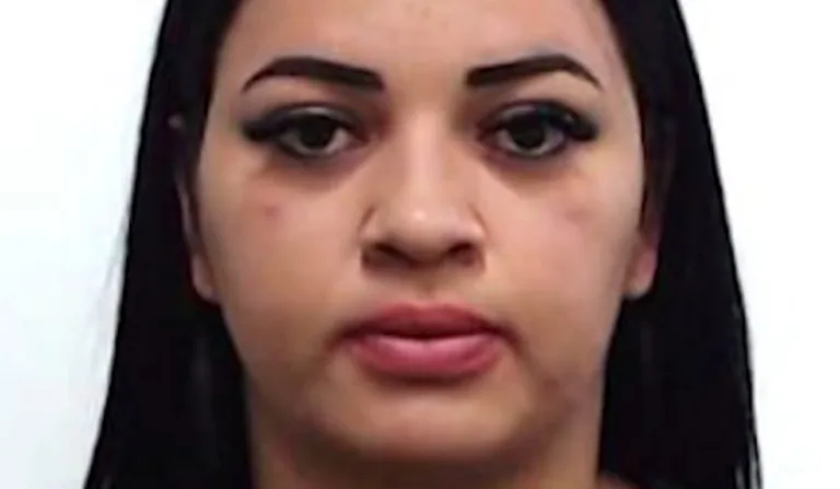 Keteny foi morta a tiros na porta de casa, em Piraquara