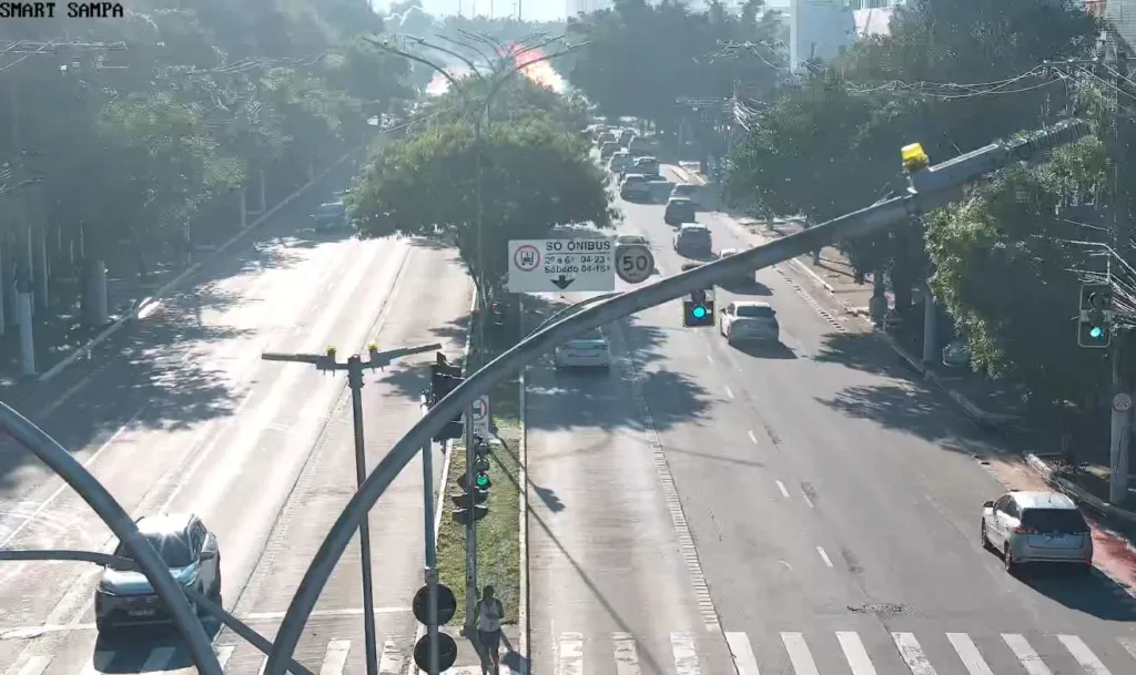 Vídeo mostra momento de queda de avião em São Paulo; veja