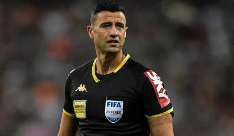 Árbitro Braulio da Silva Machado será o responsável por Pouso Alegre x Athletico