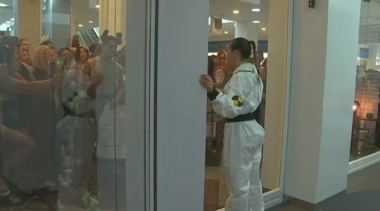 Renata segue na Casa de Vidro do BBB 25 (Imagem: Reprodução)