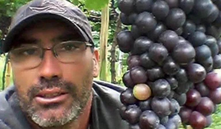 Edmar Rodrigues sumiu em janeiro, e a esposa dele registrou BO. Investigação apontou que ela e um casal de ex-funcionários podem ter planejado o crime.