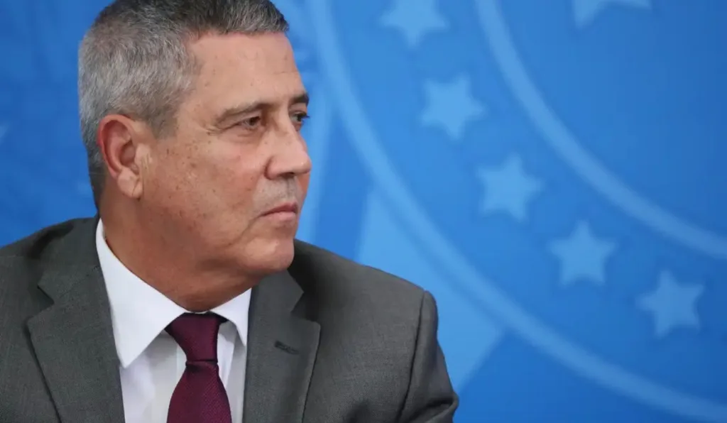 Por unanimidade, a Primeira Turma do Supremo Tribunal Federal (STF) decidiu nesta sexta-feira (14) manter a prisão do general Braga Netto, ex-ministro do governo de Jair Bolsonaro e vice na chapa do ex-presidente nas eleições de 2022.