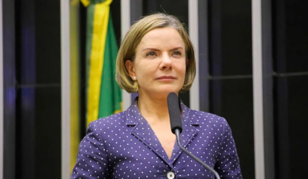 Gleisi Hoffmann, ministra das Relações Institucionais