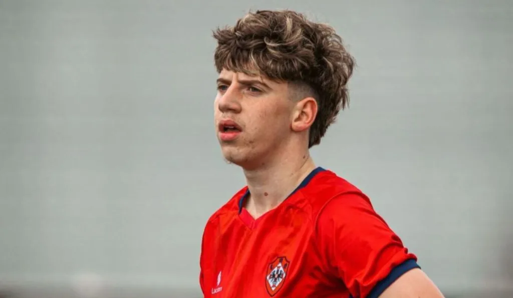 Promessa do futebol morre aos 19 anos em grave acidente