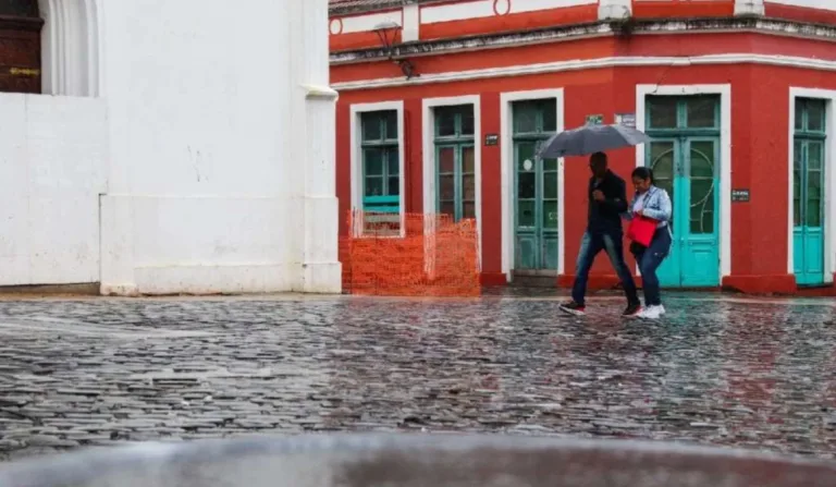 Frente fria deve mudar o clima em Curitiba nos próximos dias