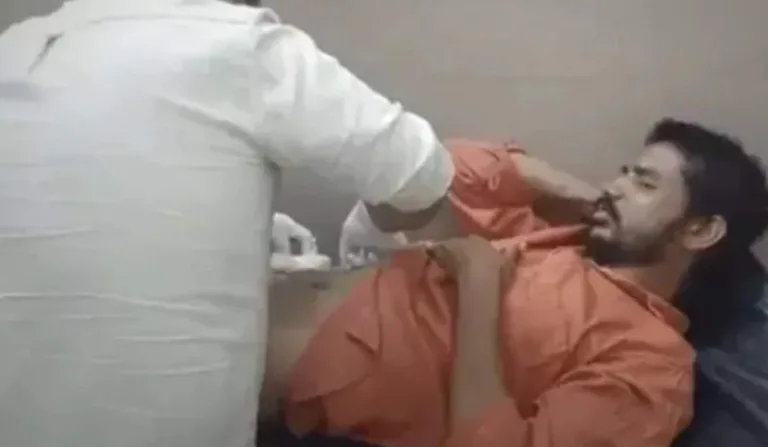 O empresário indiano, de 32 anos, que foi levado às pressas para o hospital