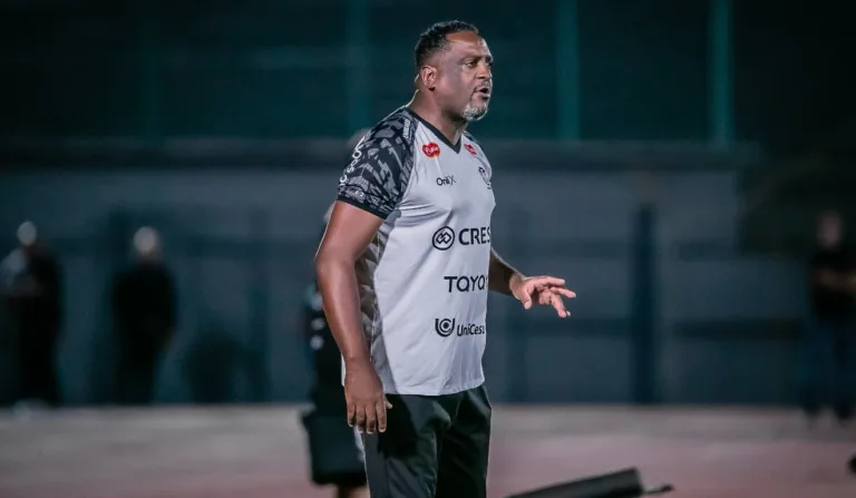 Jorge Castilho, técnico do Maringá