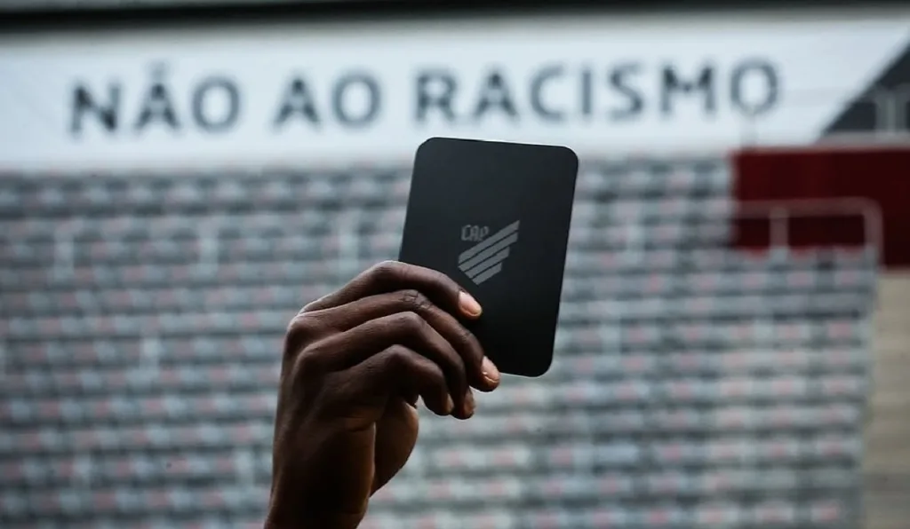Campanha do Athletico contra o racismo