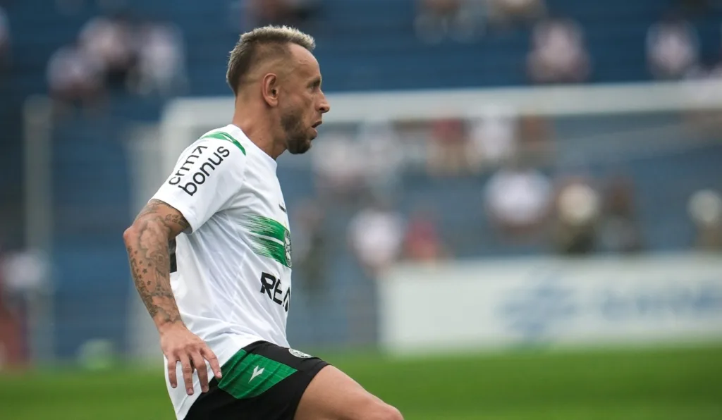 Rafinha, lateral-direito do Coritiba