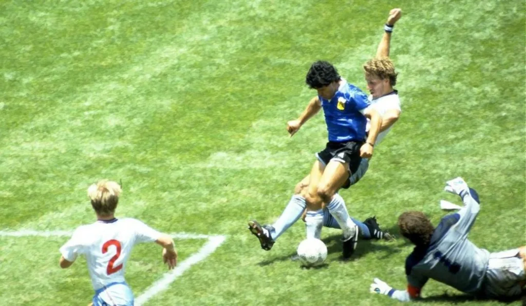 golaço de Maradona contra a Inglaterra na Copa do Mundo de 1986
