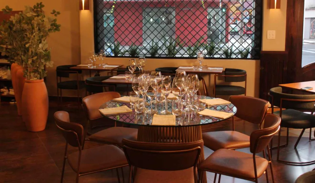 Restaurante funciona de terça a domingo