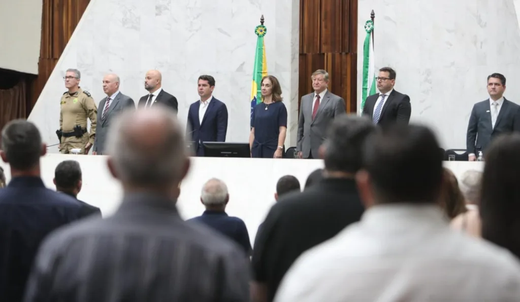 Sessão foi promovida pelo deputado estadual Thiago Bührer (União)
