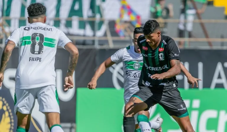 Lance de Maringá x Coritiba, pelo Campeonato Paranaense 2025