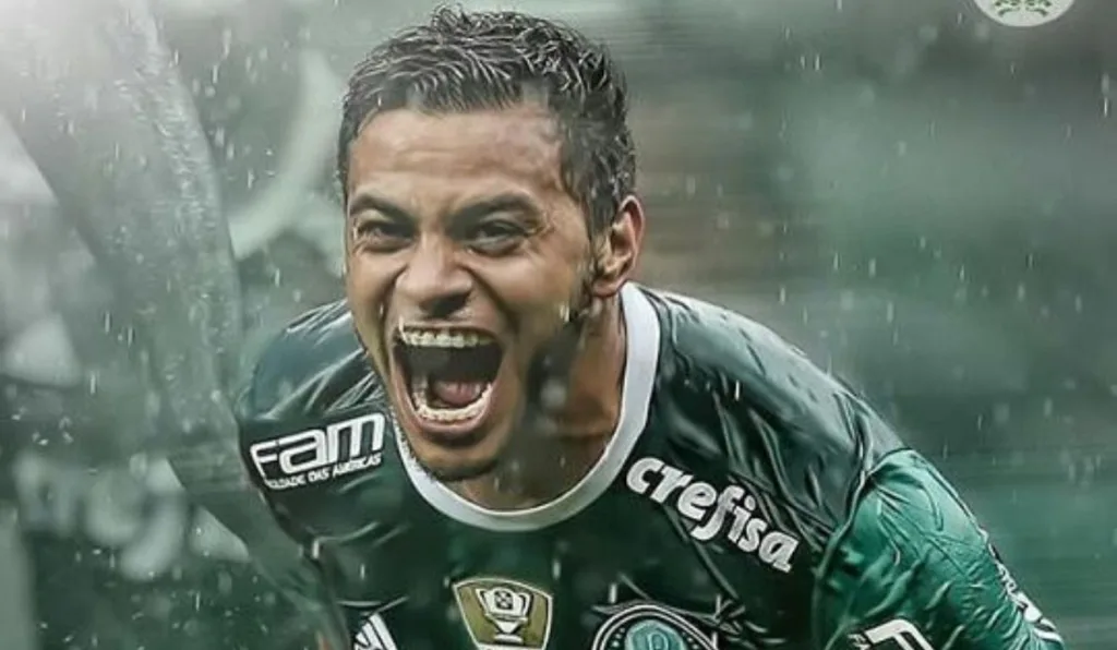 Cleiton Xavier vai atuar no futebol amador curitibano