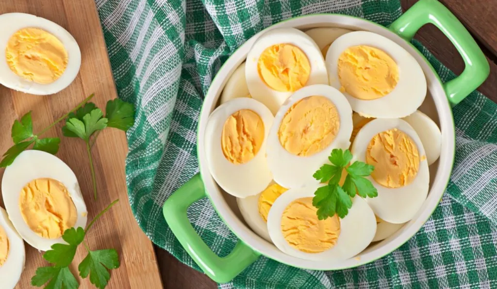 Imagem de ovo cozido.
