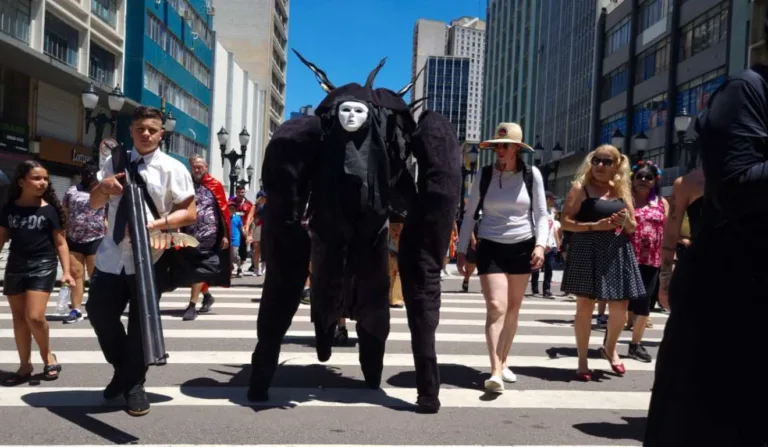 Público no Zumbi Walk