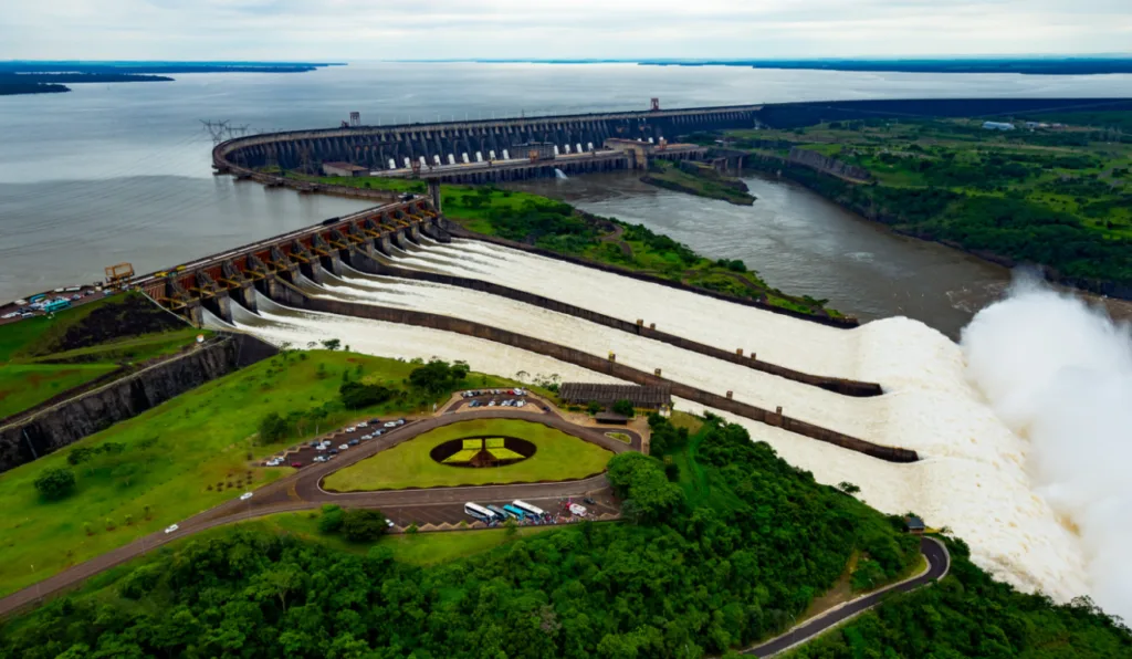 Itaipu Binacional vista de cima