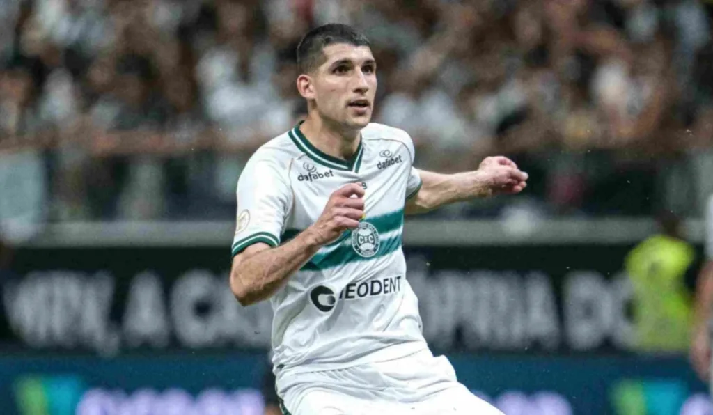 Matheus Bianqui deve sair do Coritiba