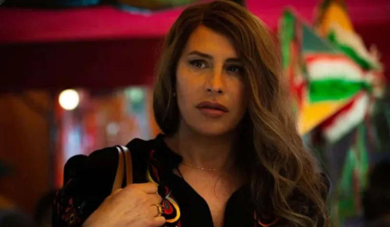 Karla Sofia Gascon interpretando Emilia Pérez