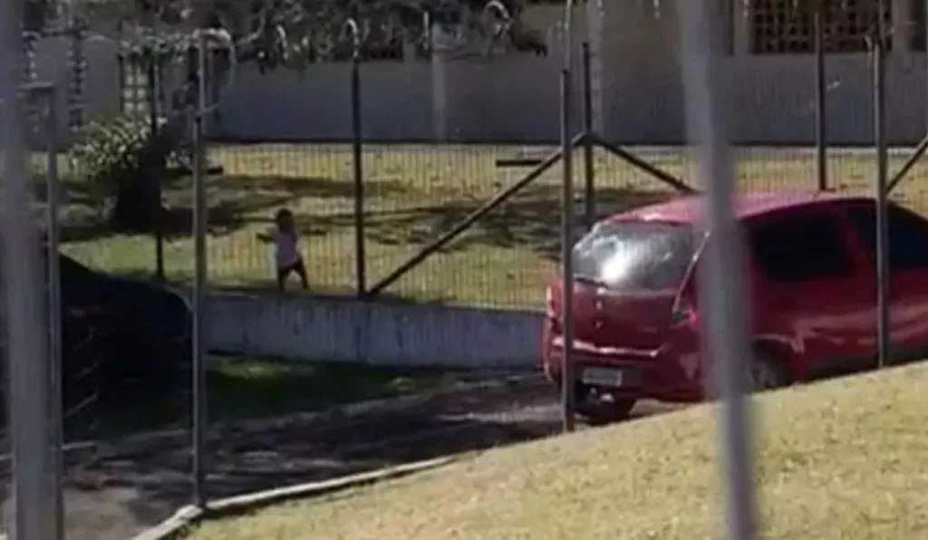 criança que fugiu de creche