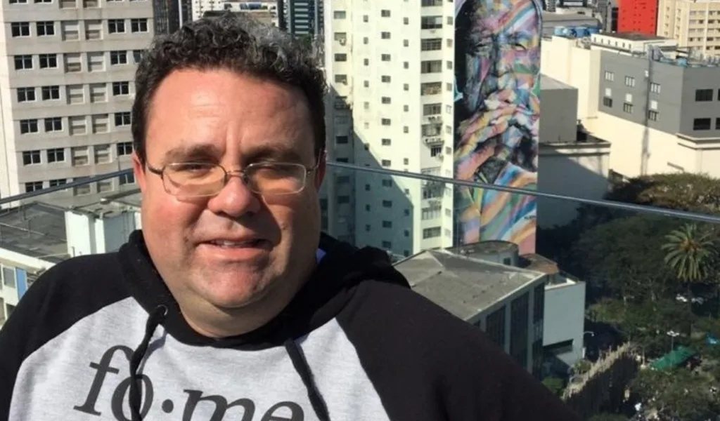 Jornalista é encontrado morto e amarrado dentro de casa em Curitiba