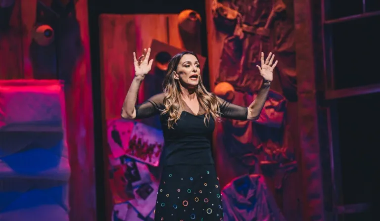 Cena do espetáculo Minha Vida em Marte