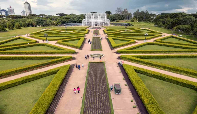 Vista de cima do Jardim Botânico sem flores.