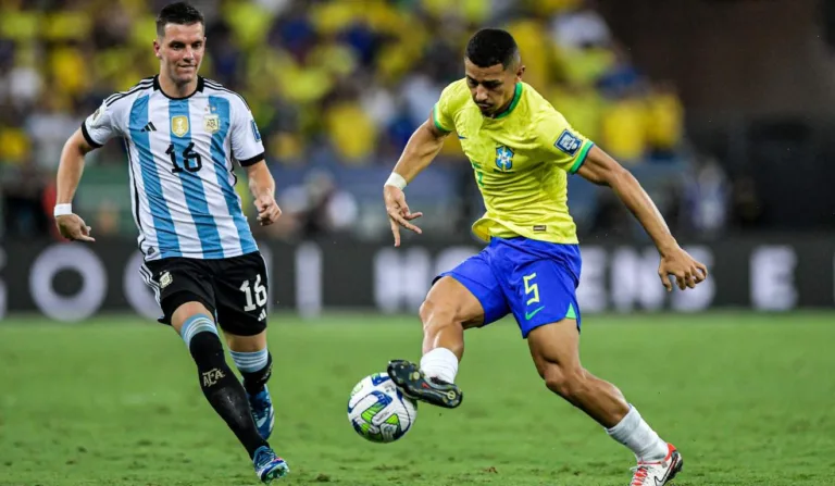 Registro do último jogo entre Brasil e Argentina pelas Eliminatórias.