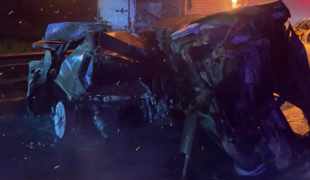 engavetamento com cinco veículos causa uma morte na BR-376, em Ponta Grossa