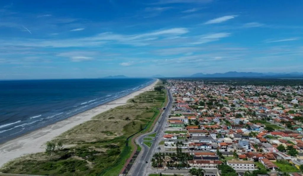 Praia de Ilha Comprida.
