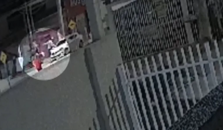 Câmera flagra assassinato no bairro Umbará, em Curitiba