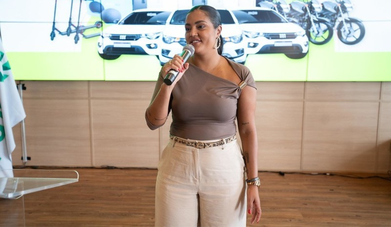 Gisely Almeida, gestora do Dexis Instituto e assessora de Desenvolvimento do Cooperativismo da Sicredi Dexis