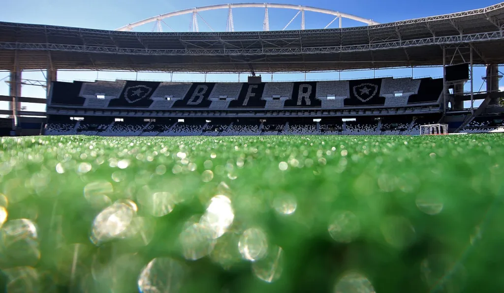 Nilton Santos, estádio do Botafogo, palco do amistoso com o Coritiba