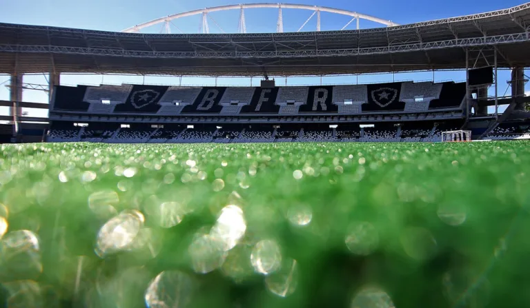 Nilton Santos, estádio do Botafogo, palco do amistoso com o Coritiba